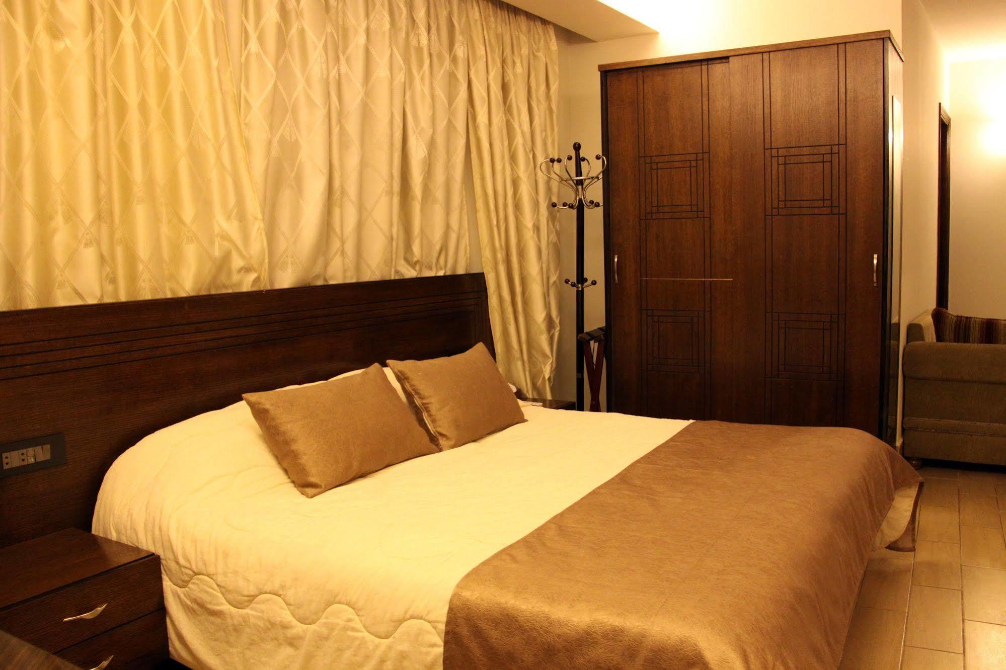 Lamedina Hotel & Resort Jounieh Eksteriør bilde